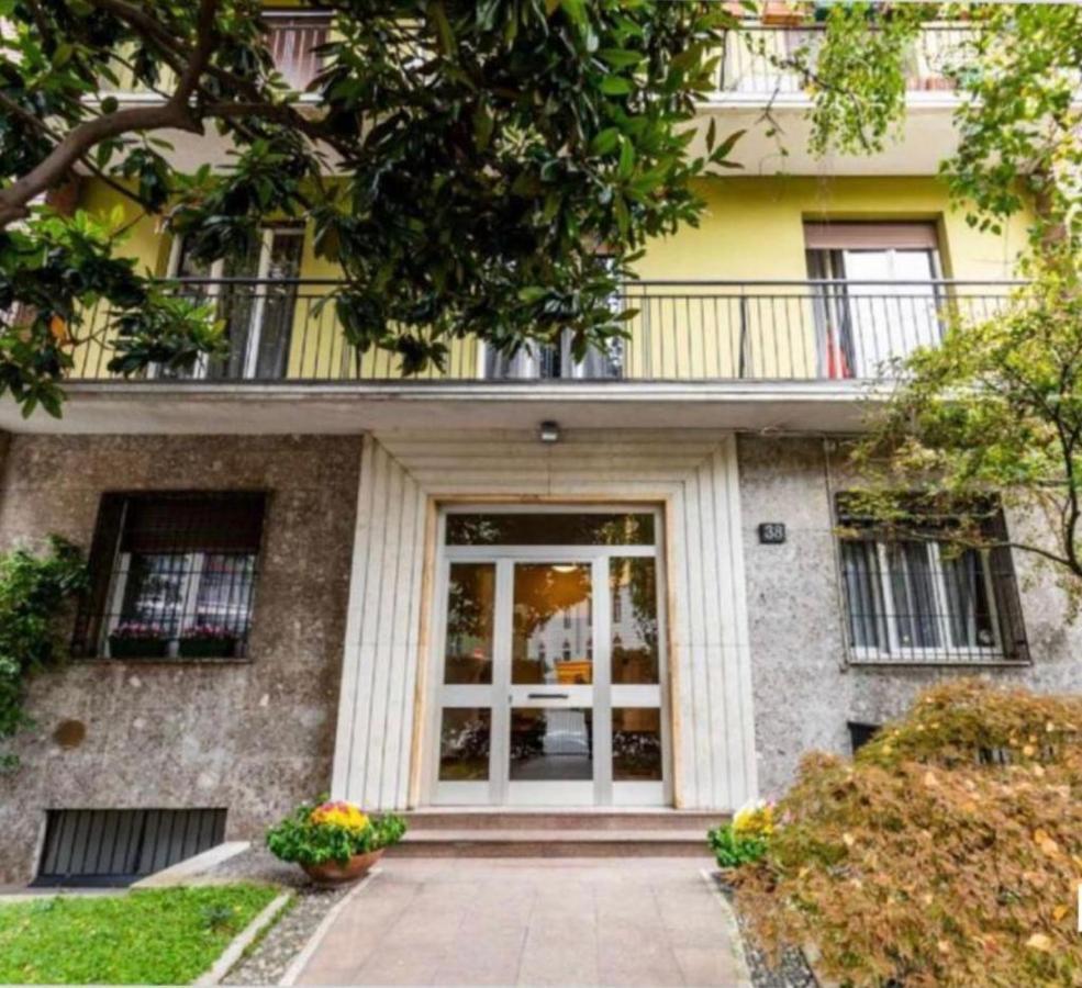 Elegante Appartamento In Zona Tortona-Solari Mailand Exterior foto